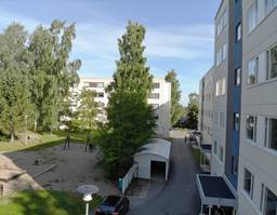 Lujatalo Holmanpuisto